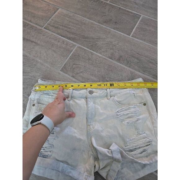 Women's Abercrombie & Fitch Distressed Boyfriend Fit Shorts Lightweight Size 10/ - Picture 4 of 6